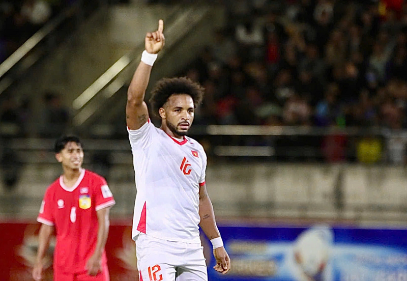 Xuân Son tái xuất đầy bùng nổ: Ghi bàn, lập dấu mốc và tiếp thêm sức mạnh cho hàng công Việt Nam