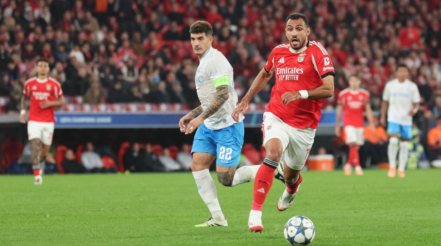 Benfica vs Napoli (03:00 &#8211; 11/12)