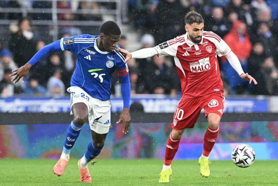 Strasbourg vs Brest (21:00 &#8211; 30/11) | Xem lại trận đấu