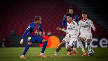 Barcelona vs Eintracht Frankfurt (03:00 – 10/12) | Xem lại trận đấu